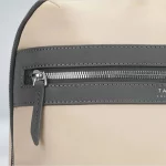 MOCHILA TARGUS NEWPORT TAN GOLD 15" BRONCEADO - Imagen 6